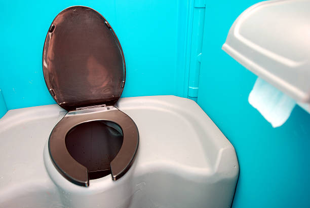 Best Portable restroom trailer rental  in Edgecliff Village, TX